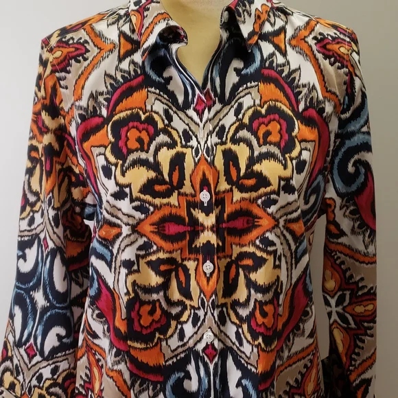 Chico's size 1 brightly colored button down shirt. F39 - Picture 2 of 9